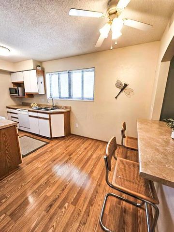 652 Olde Towne Avenue, 9-652T, Columbus, OH 43214