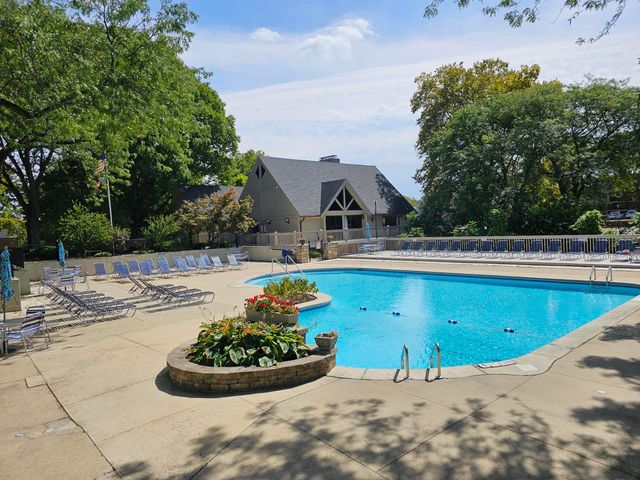 652 Olde Towne Avenue, 9-652T, Columbus, OH 43214