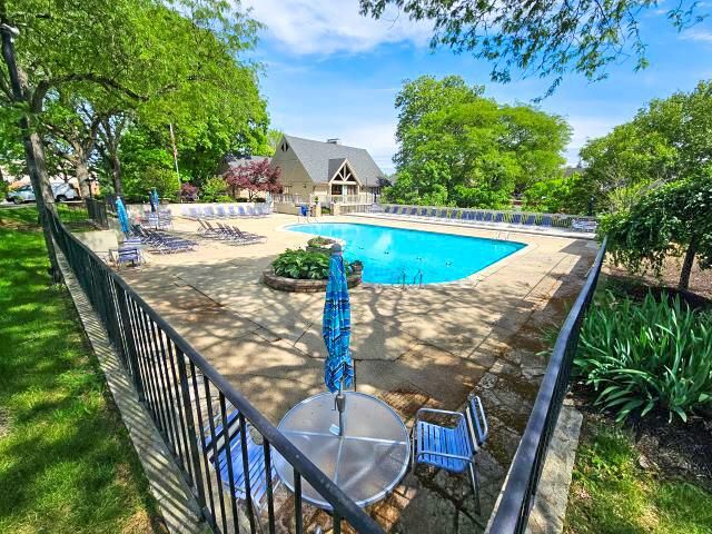 652 Olde Towne Avenue, 9-652T, Columbus, OH 43214