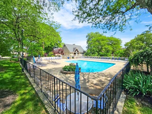 652 Olde Towne Avenue, 9-652T, Columbus, OH 43214
