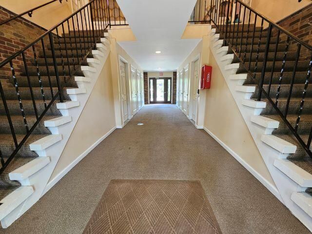 652 Olde Towne Avenue, 9-652T, Columbus, OH 43214