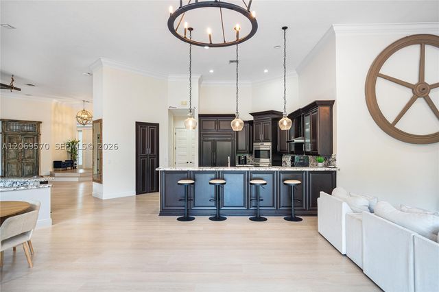 10961 SW 31st, Davie, FL 33328