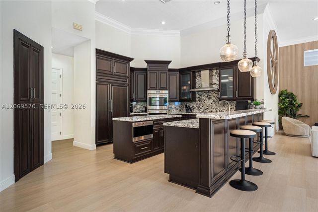 10961 SW 31st, Davie, FL 33328