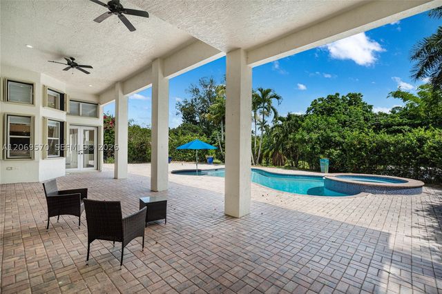 10961 SW 31st, Davie, FL 33328
