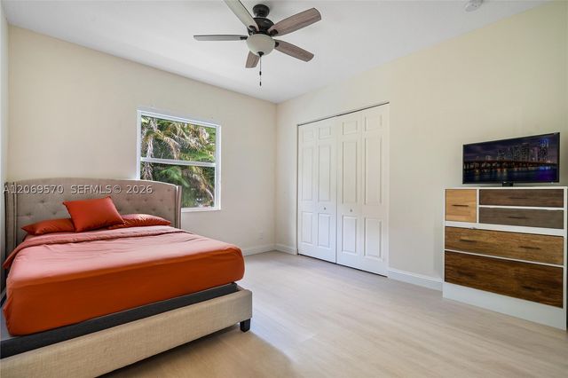 10961 SW 31st, Davie, FL 33328