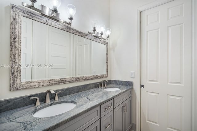 10961 SW 31st, Davie, FL 33328