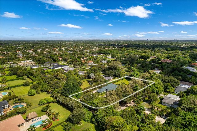 10961 SW 31st, Davie, FL 33328