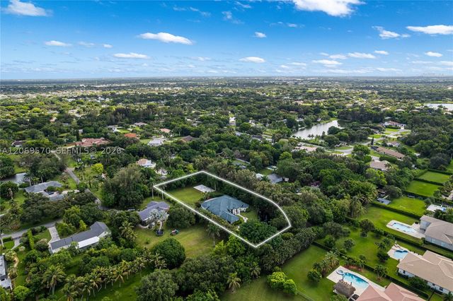 10961 SW 31st, Davie, FL 33328