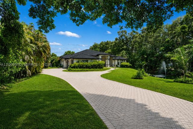 10961 SW 31st, Davie, FL 33328