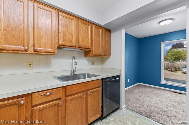 39754 Manor Drive, Harrison Twp, MI 48045