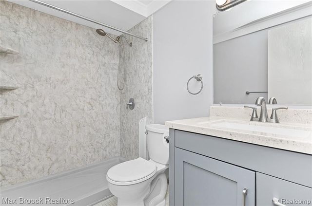 39754 Manor Drive, Harrison Twp, MI 48045