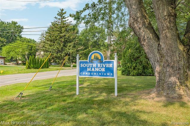 39754 Manor Drive, Harrison Twp, MI 48045