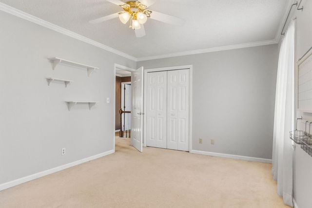 130 N River Hills Dr, Spartanburg, SC 29303