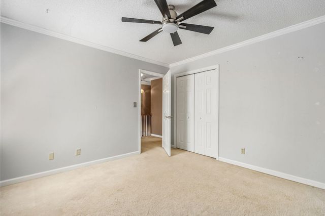 130 N River Hills Dr, Spartanburg, SC 29303