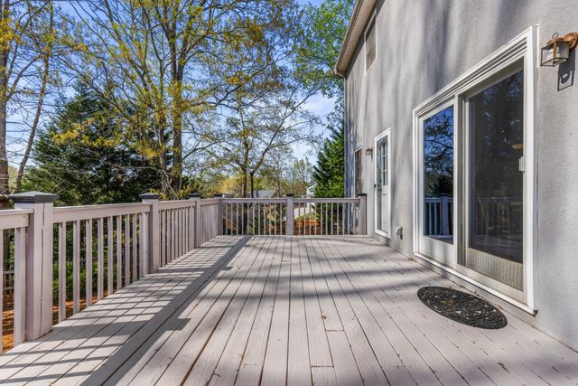 130 N River Hills Dr, Spartanburg, SC 29303