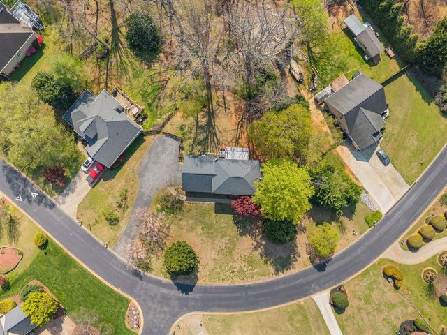 130 N River Hills Dr, Spartanburg, SC 29303