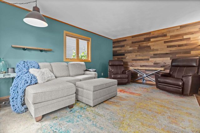 1501 S CLARA STREET, Appleton, WI 54915