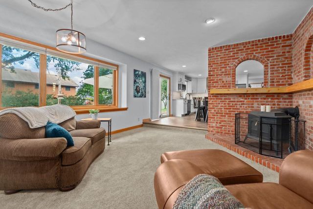 1501 S CLARA STREET, Appleton, WI 54915