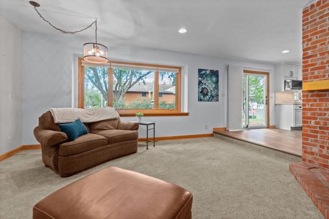 1501 S CLARA STREET, Appleton, WI 54915