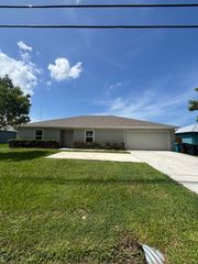 2231 SE MARIPOSA Avenue, Port St. Lucie, Port St Lucie, FL 34952