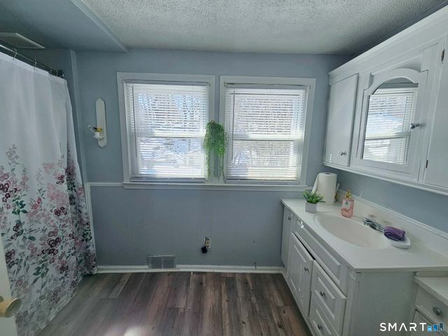 37 Sheffield Street, New Britain, CT 06051