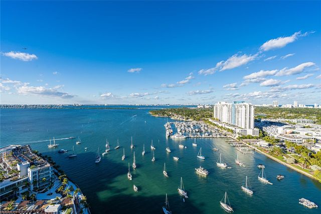 10 Venetian Way PH04, Miami Beach, FL 33139