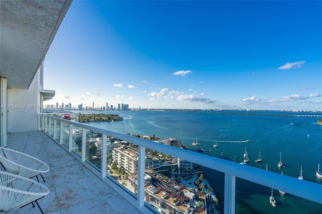 10 Venetian Way PH04, Miami Beach, FL 33139