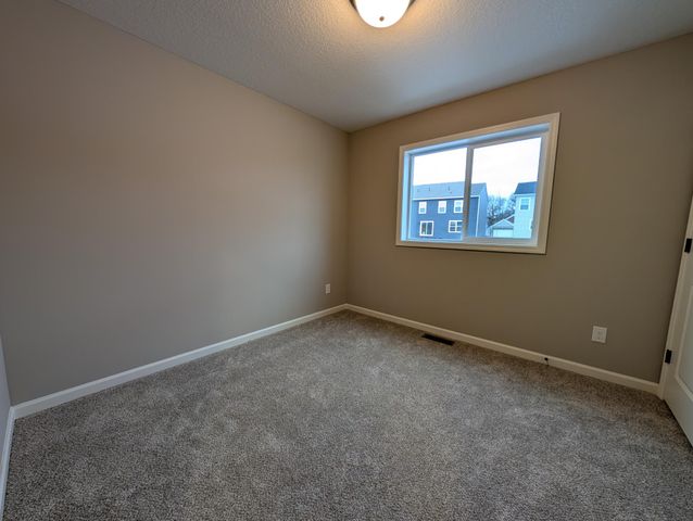 10581 Goodview Avenue S, Cottage Grove, MN 55016
