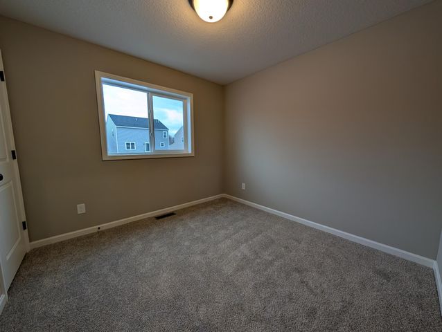 10581 Goodview Avenue S, Cottage Grove, MN 55016