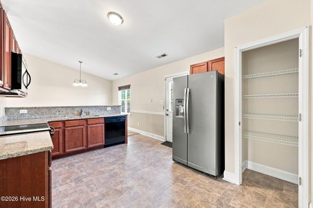 404 S Grazing Court, Sneads Ferry, NC 28460
