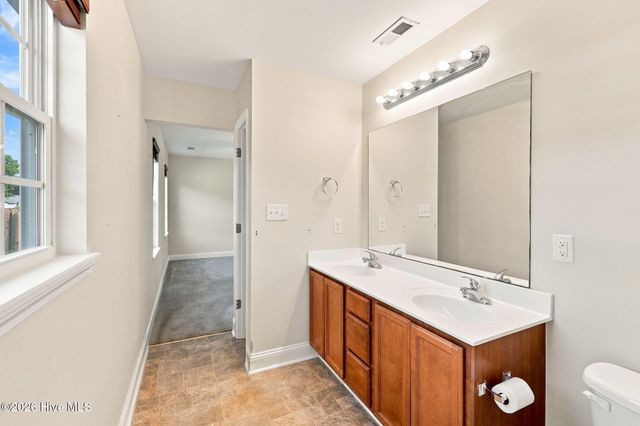 404 S Grazing Court, Sneads Ferry, NC 28460