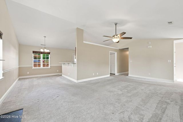 404 S Grazing Court, Sneads Ferry, NC 28460