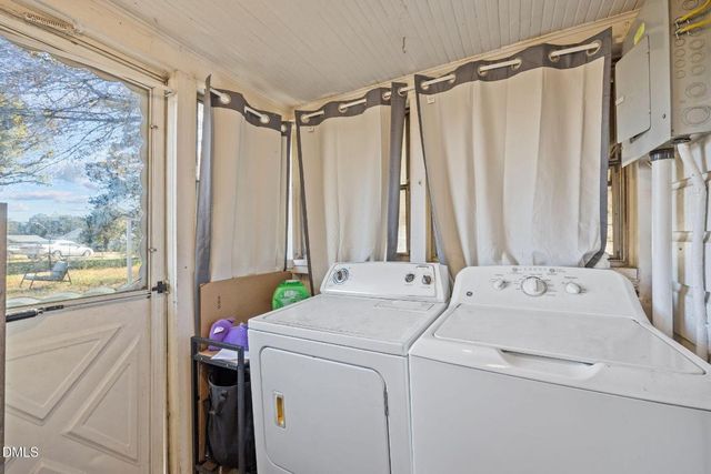 1713 Lower Hopedale Road, Burlington, NC 27217