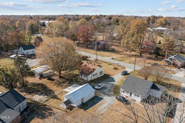 1713 Lower Hopedale Road, Burlington, NC 27217