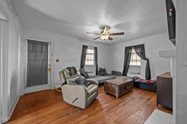 1713 Lower Hopedale Road, Burlington, NC 27217