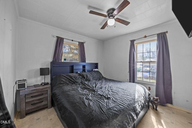 1713 Lower Hopedale Road, Burlington, NC 27217