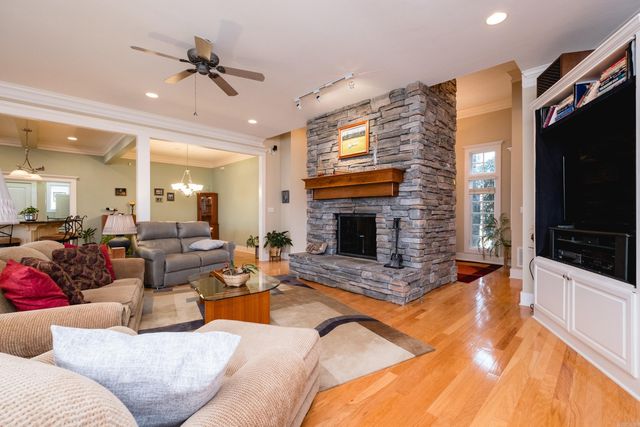 6423 Caribbean Drive W Drive, Benton, AR 72019