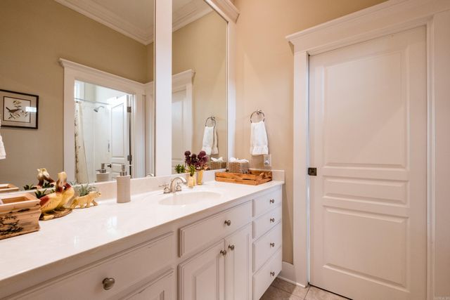 6423 Caribbean Drive W Drive, Benton, AR 72019