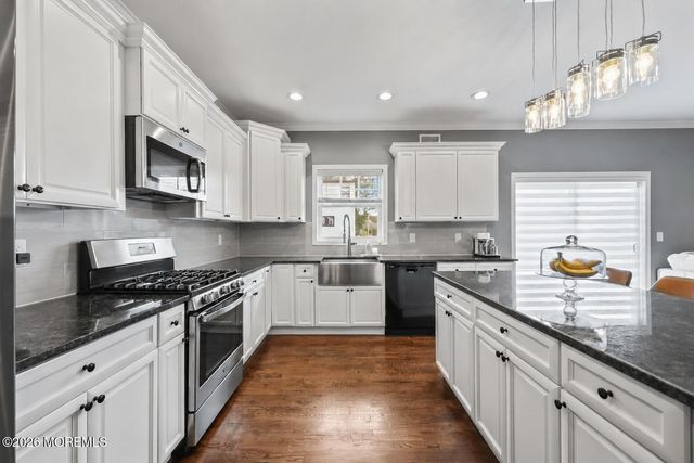 424 Morningside Avenue, Union Beach, NJ 07735
