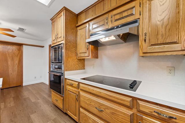507 Crestview Drive, Grapevine, TX 76051