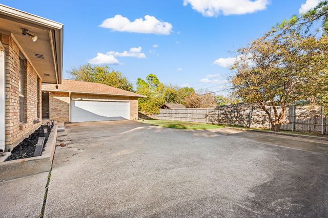 507 Crestview Drive, Grapevine, TX 76051