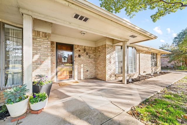 507 Crestview Drive, Grapevine, TX 76051