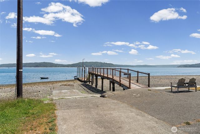 50 N Tillicum Beach Lane, Shelton, WA 98584