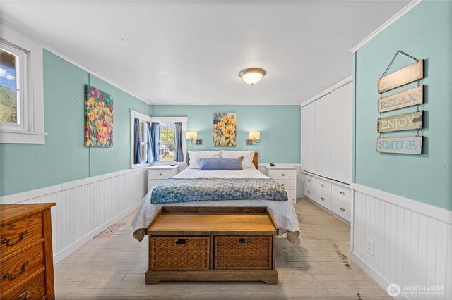 50 N Tillicum Beach Lane, Shelton, WA 98584