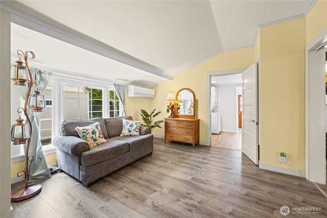 50 N Tillicum Beach Lane, Shelton, WA 98584