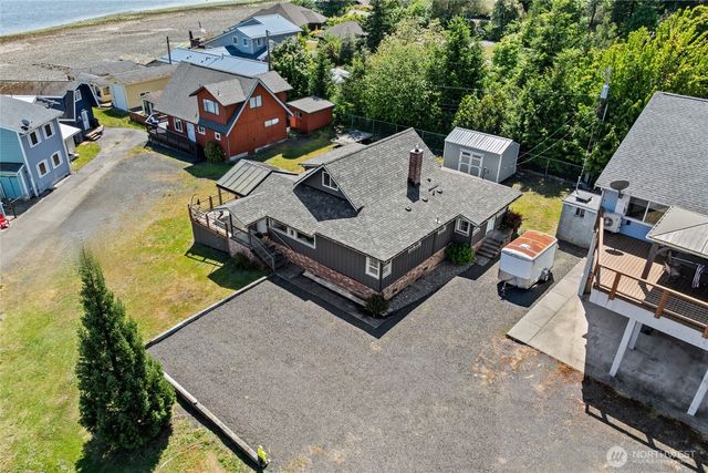 50 N Tillicum Beach Lane, Shelton, WA 98584