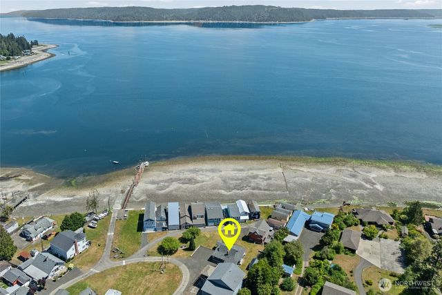 50 N Tillicum Beach Lane, Shelton, WA 98584