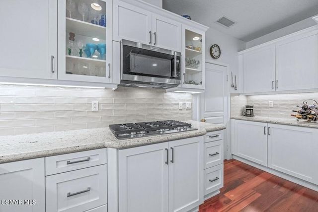239 Chantilly Circle, Simi Valley, CA 93065