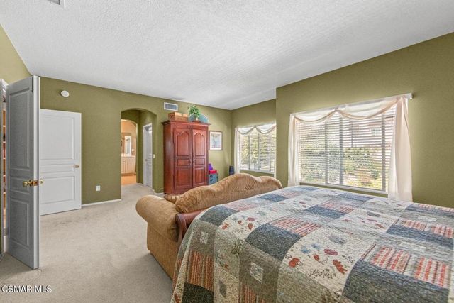 239 Chantilly Circle, Simi Valley, CA 93065
