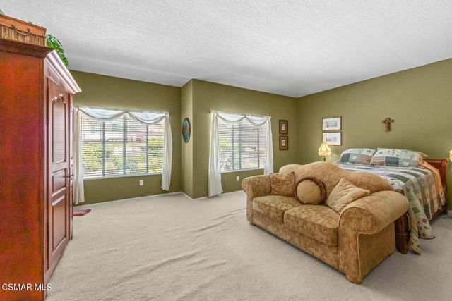 239 Chantilly Circle, Simi Valley, CA 93065